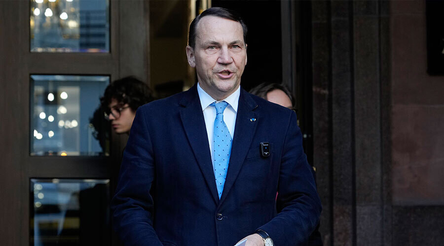 Poland's Foreign Minister makes Significant Announcement